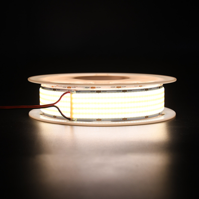 Linha LED linear flexível CRI 90 COB 5000mm 6500K Cor Branca 4600LM/M no mercado europeu