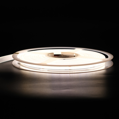 Iluminação de chão COB LED com 10W/M e 100LM/W eficiência em cor branca