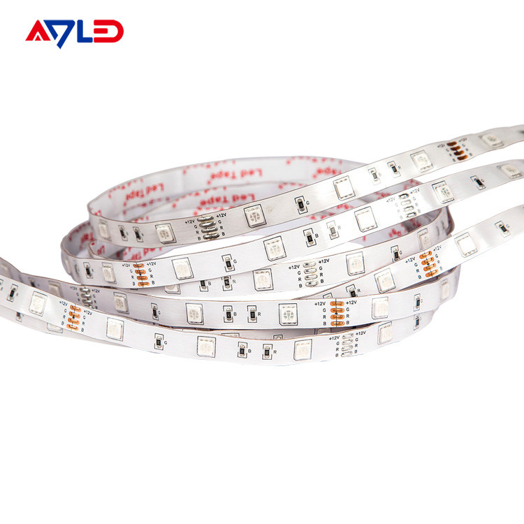 Impermeável exterior de Pin Synced To Music Sound 12V 24V da luz de tira 4 do diodo emissor de luz de SMD 5050 RGB