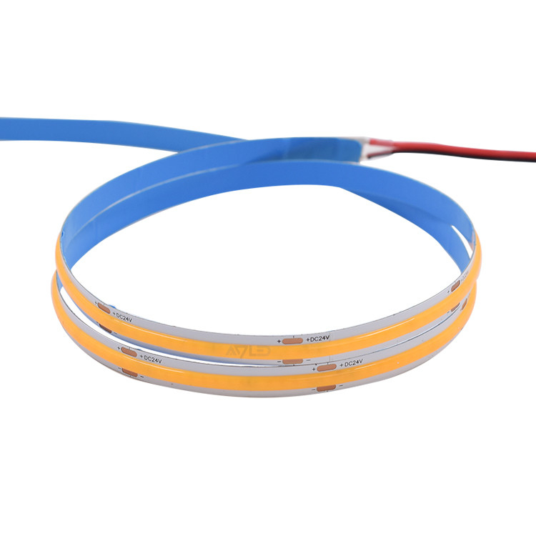 320 LEDs COB Strip Light Branco quente 6500K Temperatura de cor CE RoHS Certificado 3- 12V/24V